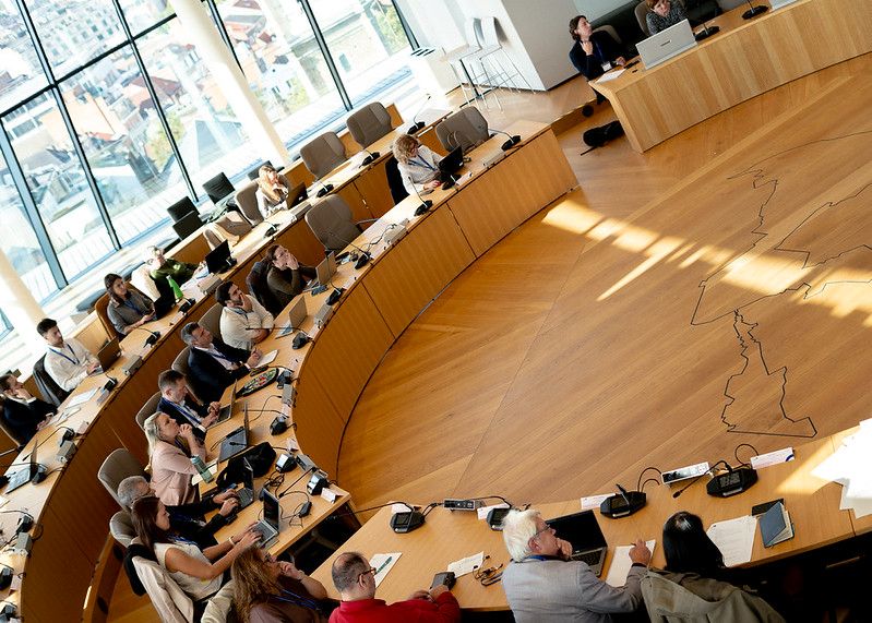 Europos Komisija vertina valstybių ekonominę ir socialinę padėtį bei formuluoja rekomendacijas reformoms