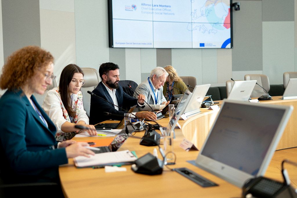 2026 m. ESSI Lietuvos profilyje rekomenduojama stiprinti bendruomeninių ir prevencinių paslaugų įgyvendinimą,